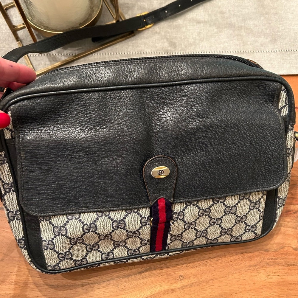 Gorgeous Vintage Gucci Shoulder Bag in Navy Monogram